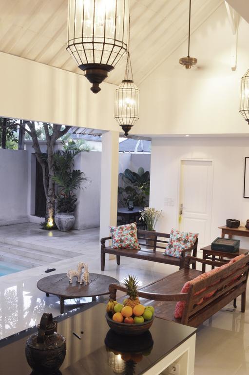 Villa Santai Seminyak Exterior photo
